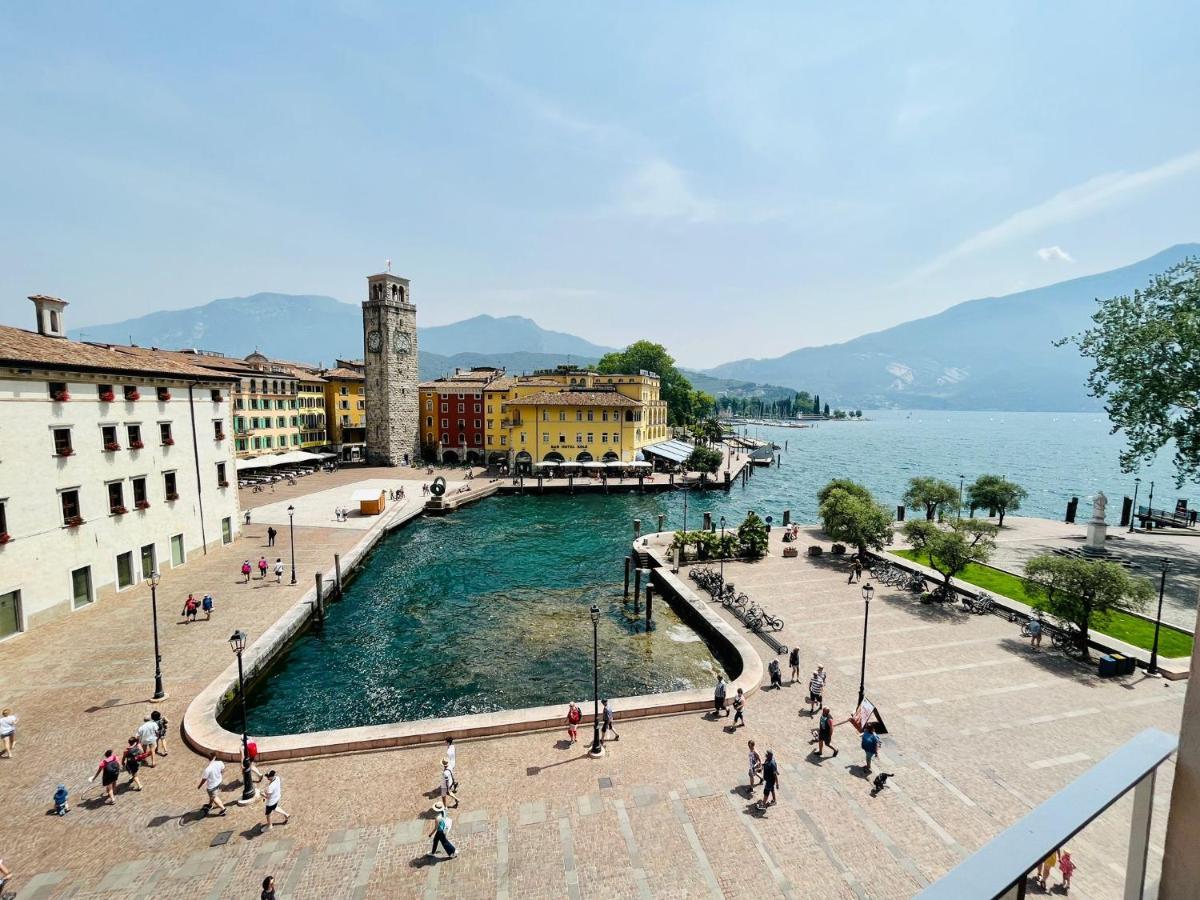 Casa La Torre, The View On The Lake Riva del Garda Exterior photo