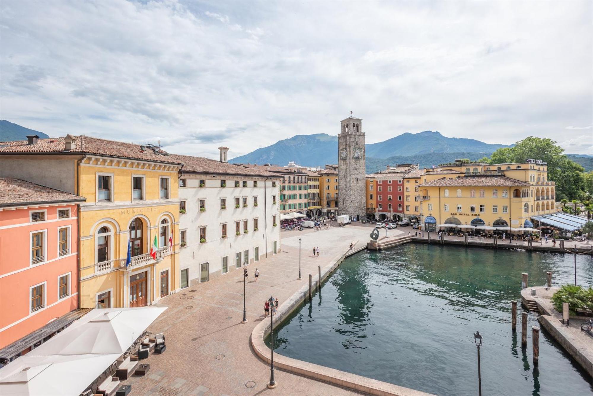 Casa La Torre, The View On The Lake Riva del Garda Exterior photo